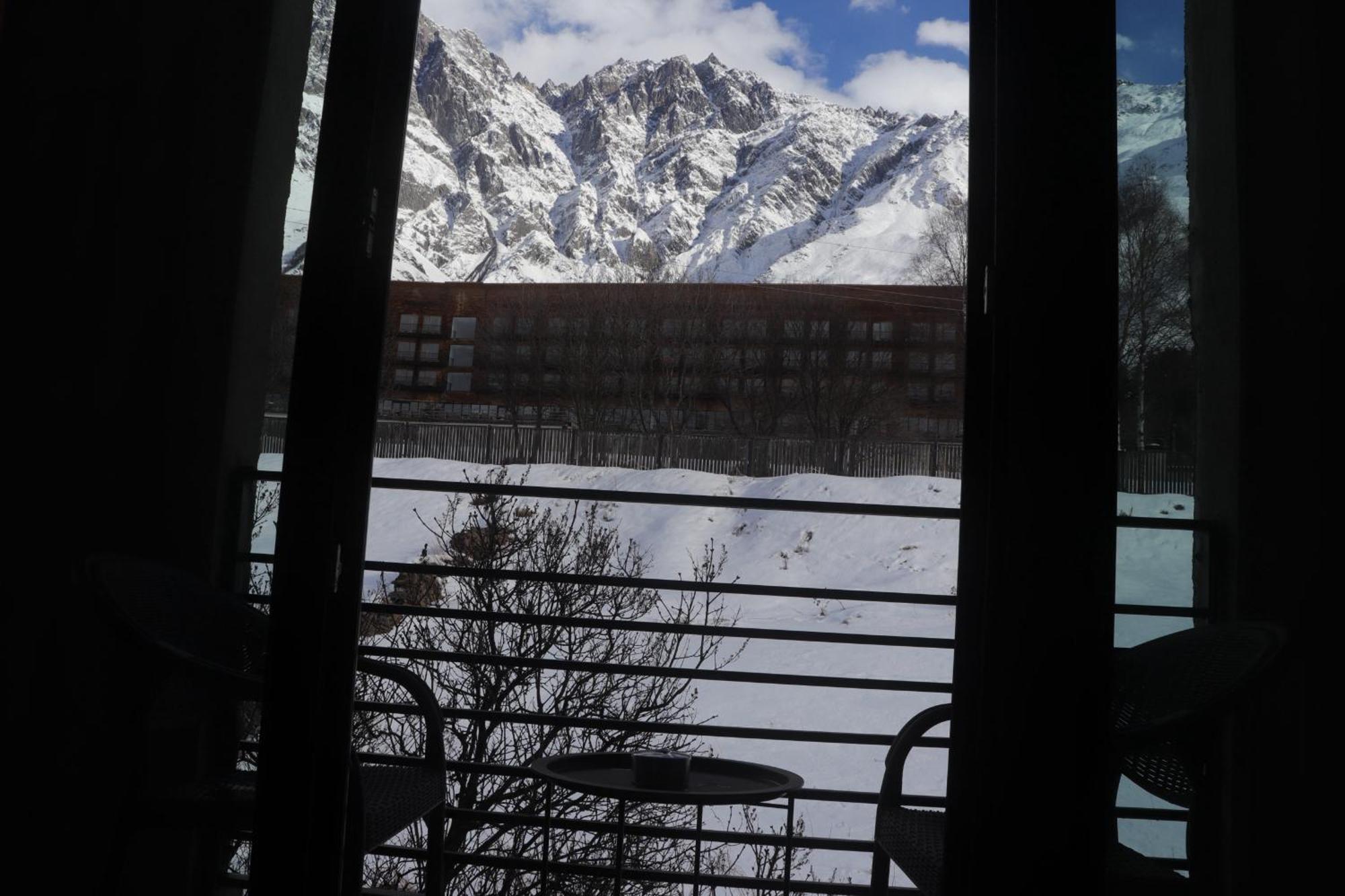 Rooftop Kazbegi Buitenkant foto